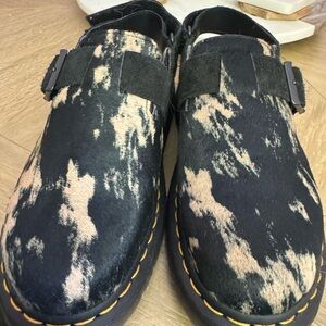 Dr. Martens Black and Tan - Jorge mules